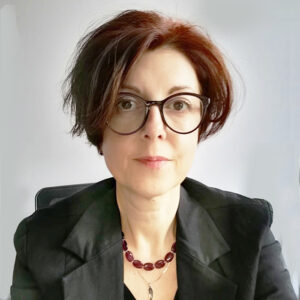 Наталия Мамонова, психолог, художник-преподаватель, арт-терапевт. Член Профессионального Союза художников.