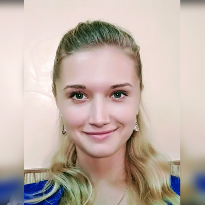 Мария Отрицова, художник, преподаватель, бессменный ведущий художественных матер-классов в Подольске Мария Отрицова, художник, преподаватель, бессменный ведущий художественных матер-классов в Подольске